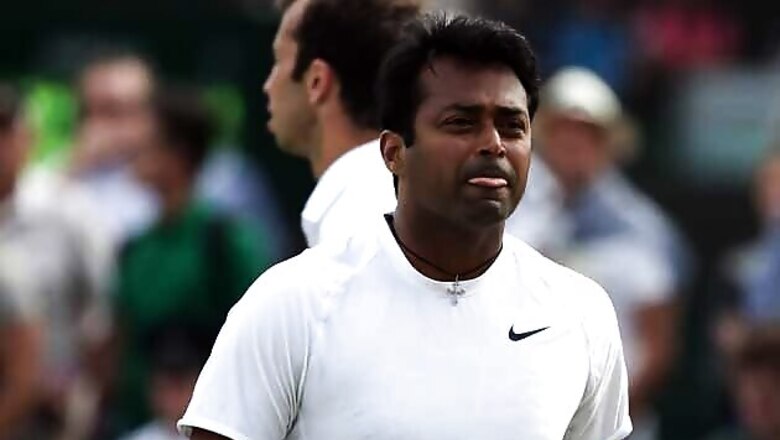Paes-Stepanek in quarterfinals of Wimbledon doubles