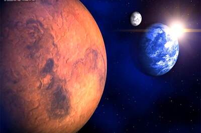 Could humans live on Moon within 20 years?