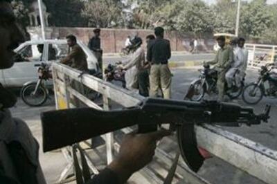 Terror scare shuts down Pak education institutes