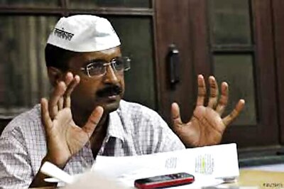 Kejriwal campaigns in Amethi, says won't assume Delhi CM post until AAP gets majority