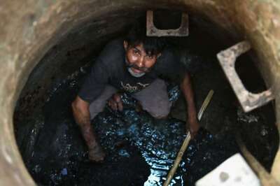64 Sanitation Workers Died While Cleaning Sewers in Delhi Since 1993: Nat'l Commission of Safai Karamcharis