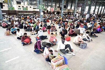 UP, Gujarat Govts Discriminating against People Of Amethi Stranded in Ahmedabad: Congress
