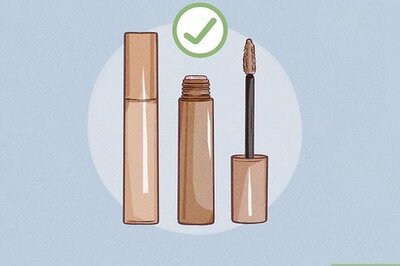 How to Make Lipstick Last All Day