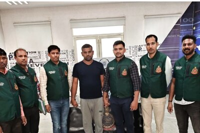 Mastermind of Cyber Cons Nexus, Siphoned Off Rs 70 Lakhs; Sacked BSF Constable Arrested by Delhi Police