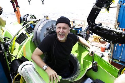 James Cameron to direct 'The Informationist'