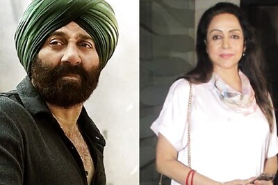 Sunny Deol Reacts To Hema Malini Watching Gadar 2, Shares Her Review With His Fans