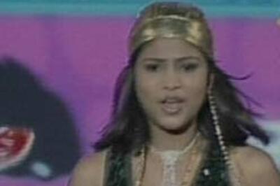 Kolkata girl wins Sa Re Ga... contest