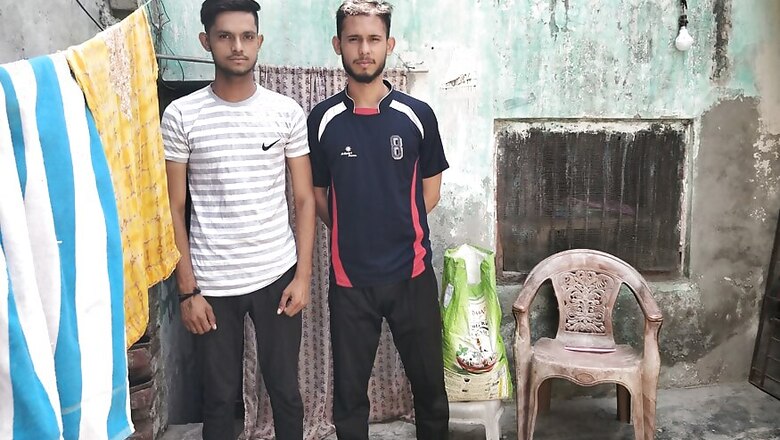 From Paying Extra to Tutors to Taking Exam for 5th Time, the Struggle of 2 CBSE Students
