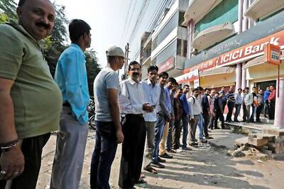 Demonetisation: Noida Woman Faints in Queue for Cash