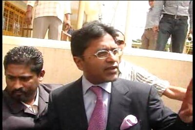 Lawyer returns ED summons to Lalit Modi, 'not authorised to accept'