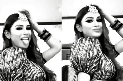 Watch: Mouni Roy Flaunts Sexy Dance Moves on 'Leke Pehla Pehla Pyar' in Stunning Lehenga Choli