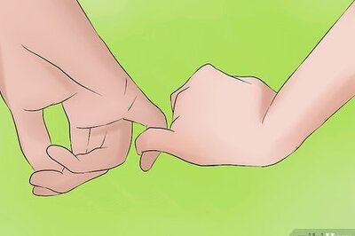 How to Hold Hands With Your Girl/Boy Friend