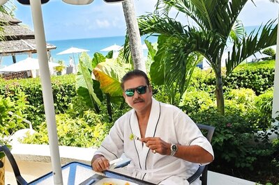 'Still On Another Island': 'Drug Lord' Ravi Shastri Waiting for His Luggage to Arrive in Antigua