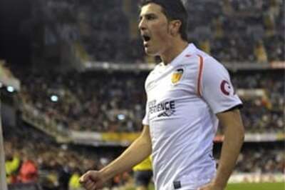 Barca to make offer to Valencia for Villa: Report