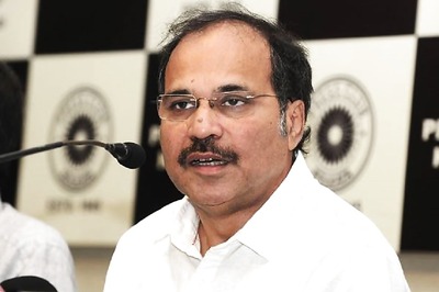 Cong Leader Adhir Ranjan Chowdhury Praises PM Modi for 'Sincere Attempts' to Ferry Stranded Migrants
