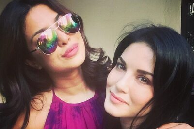Sunny Leone Comes Out in Support of Priyanka Chopra Over Dress Row