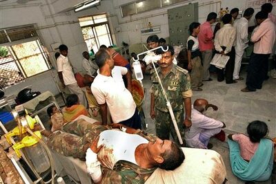 Hostage crisis: Lalu, Paswan skip all-party meet