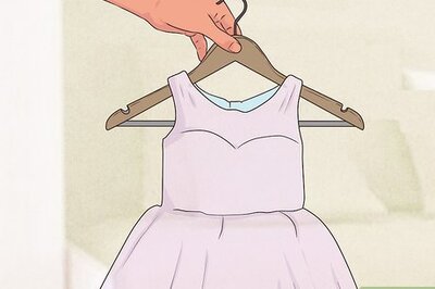 How to Get Wrinkles Out of Tulle