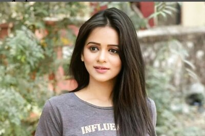 Marathi Actress Madhura Joshi's Shaved Head Pic Goes Viral