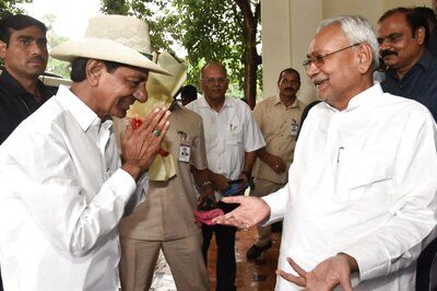 Conspicuous by Absence: Future of 'Third Front' Appears Bleak as KCR Gives Cold Shoulder to Nitish, RJD