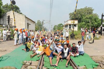 Railways Cancelled 3,090 Goods Trains Due to Farmer Protests in Punjab, Leading to Loss of Rs 1,670 Cr