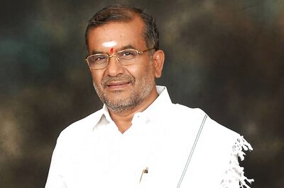 Miffed GT Deve Gowda Finally Gives in, Takes Charge of Karnataka’s Higher Education Ministry