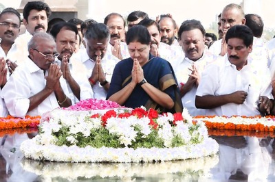 Will 'Chinnamma' Be the New Amma? All Eyes on AIADMK MLAs' Meet Today