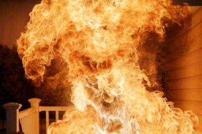 Fire at Warehouse in Kolkata's Bowbazar, No Casualties Reported