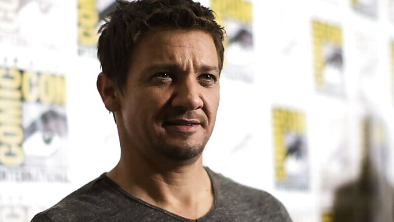 'Avengers' star Jeremy Renner 'devastated' by divorce