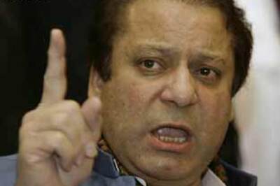 Pak court allows Sharif brothers to fight polls