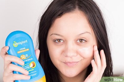 How to Maintain a Pale Complexion