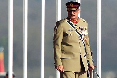 Pakistan’s National Assembly Passes Bills to Extend General Bajwa's Tenure for Three Years