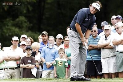 Mickelson's star power shines brightest at Boston