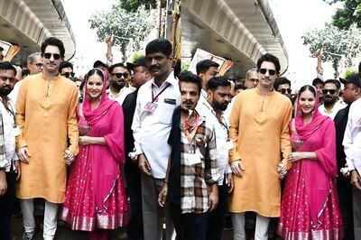 Sunny Leone, Daniel Weber Step Out To Seek Blessings Of Lord Ganesha On Ganesh Chaturthi, Photos Go Viral