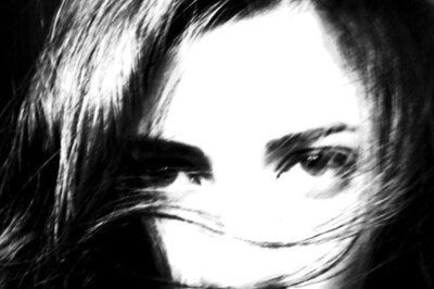 Shruti Haasan Drops Gothic Throwback Pic Recalling Tough Times; Check It Out