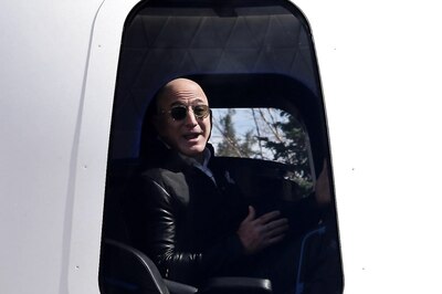 News18 Evening Digest: Jeff Bezos' Blue Origin is Suing NASA for Contract With Elon Musk's SpaceX & Other Top Stories