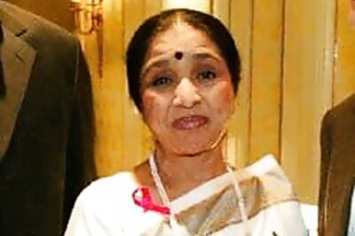 'Mumbai belongs to all': Asha leaves Raj speechless