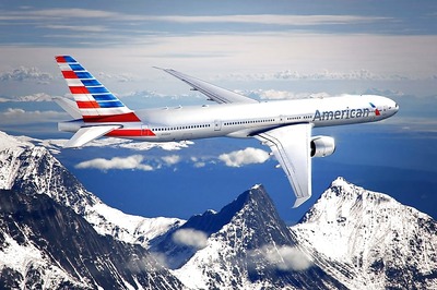 Man Jumps Off American Airlines Jet Onto Tarmac After Trying to Bite Flight Attendant