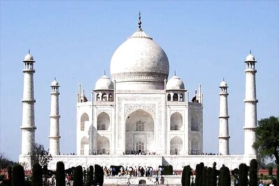 Intense heat in Agra takes a toll on Taj Mahal visitors