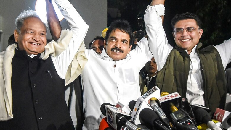 'We Are United': Gehlot, Pilot Seen Together for 1st Time Since 'Gaddar' Remark Ahead of Bharat Jodo Yatra's Rajasthan Leg