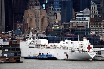New York Hospital Ship Tries to Stay in Virus-Free 'Bubble'