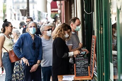 France's Saint-Tropez resort makes masks mandatory outdoors