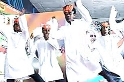 Cricket and curbs rob colour from Karnataka poll