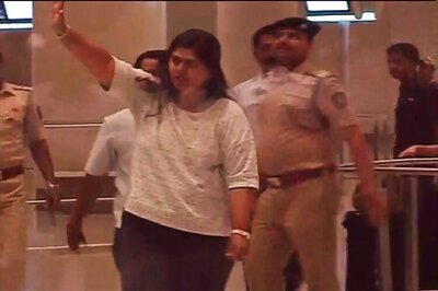 Pankaja Munde returns to India as Congress moves to nail her in Rs 206-crore 'Chikki' scam