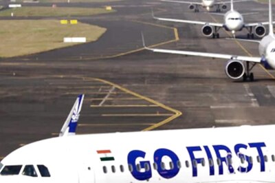 Over 150 Passengers Made to Wait in Buses for an Hour after Delhi-Pune GoFirst Flight Delay