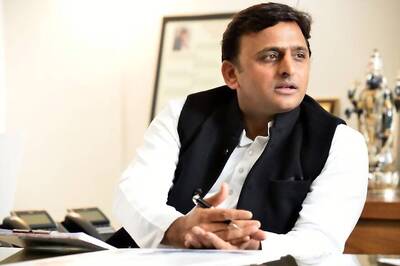 Akhilesh Yadav Sacks Two UP Ministers Facing Corruption Charges