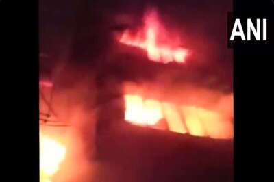 Major Fire Breaks Out at Cloth Godown in Delhi's Gandhi Nagar, 26 Fire Tenders at Spot