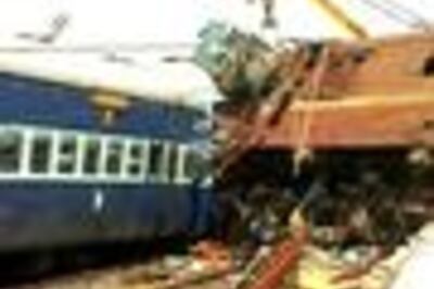 Naxals suspected for WB train mishap: govt