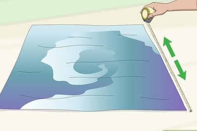 How to Hang Scarves on a Wall