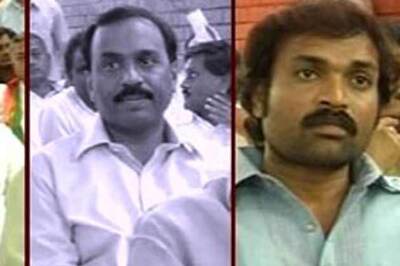 SC allows Reddy brothers to resume mining